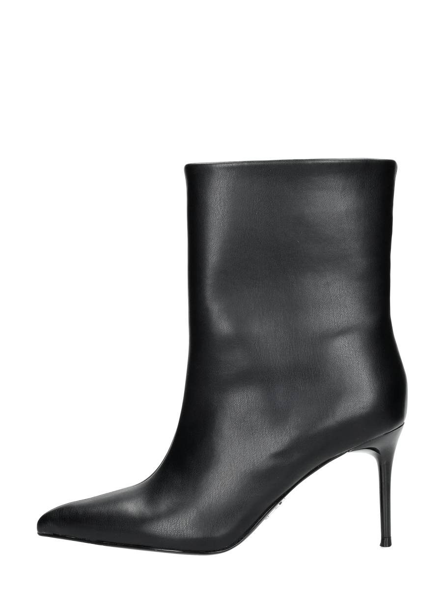 Steve Madden - Lyricals