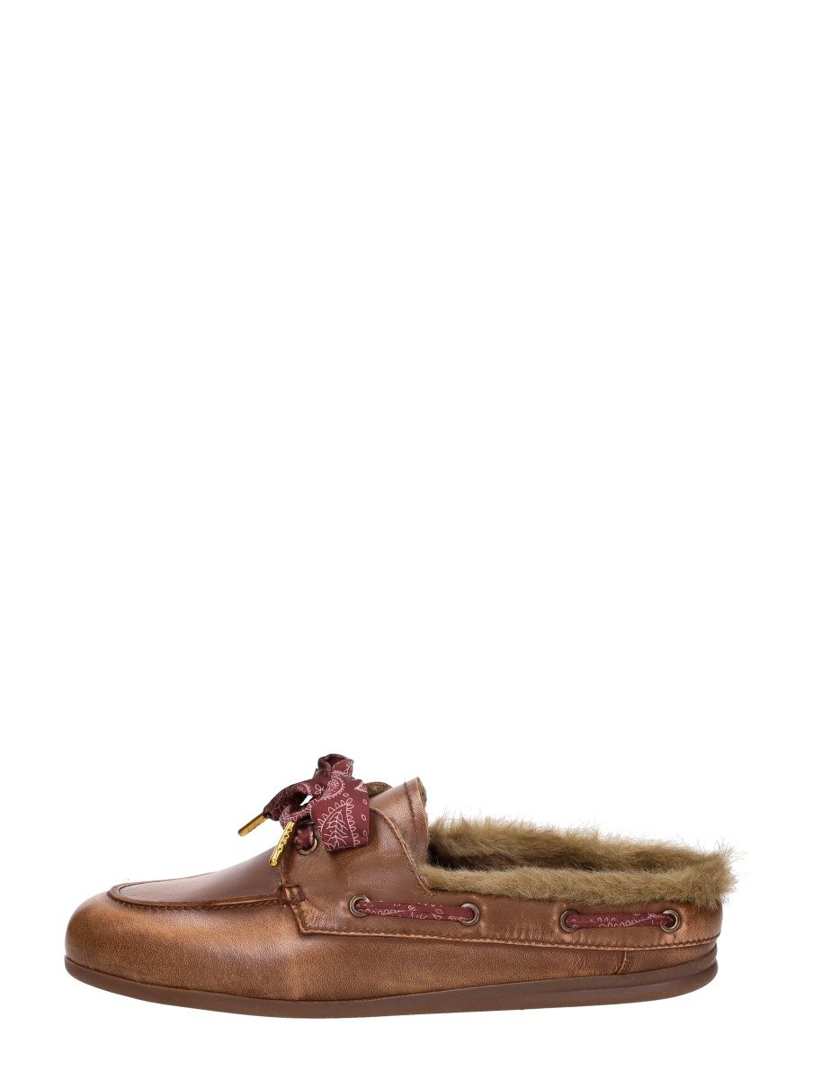 Sub55 - Dichte Teen – cognac
