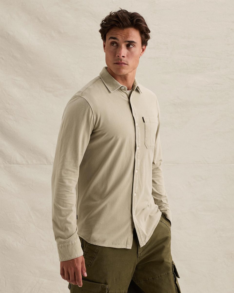Overhemd met garment-dye wassing en borstzak – stone green