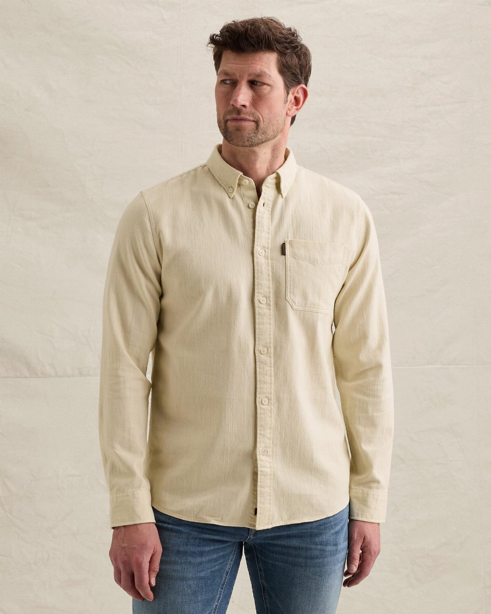 Overhemd met garment-dye wassing en borstzak – bone white