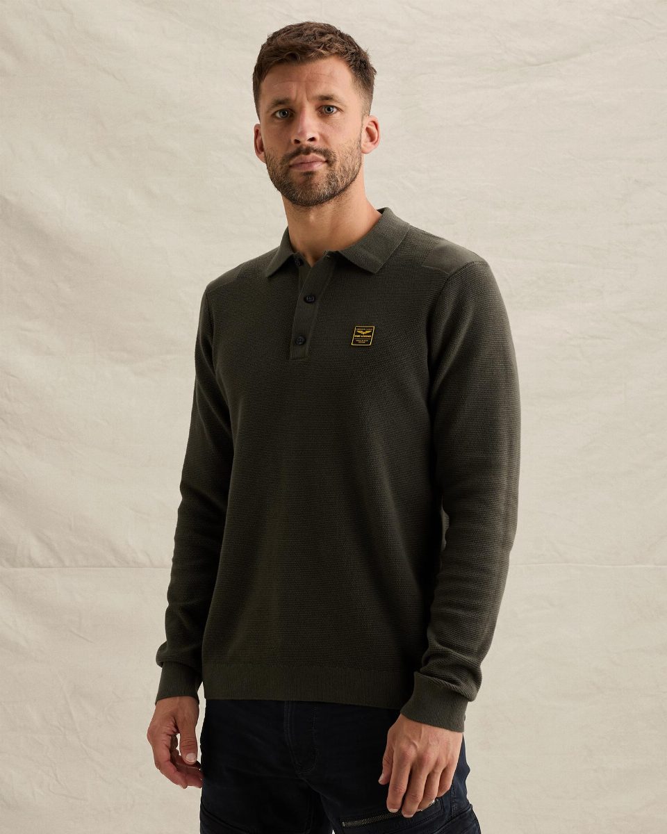 Gebreide polo met lange mouwen en badge – beluga