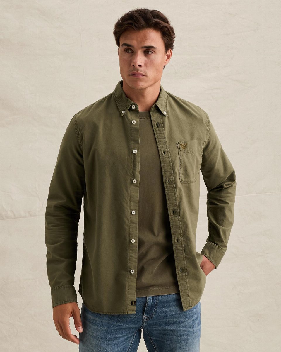 Oxford overhemd met garment-dye wassing en button-down kraag – kalamata