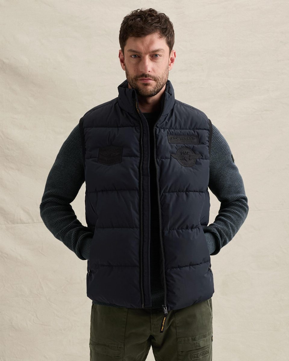 Snowburst bodywarmer – salute