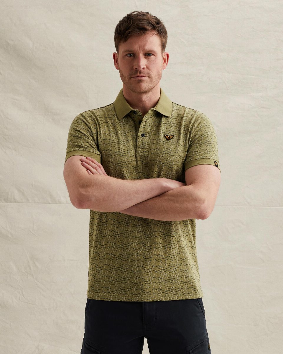 Polo van 100% katoen met allover print – mosstone