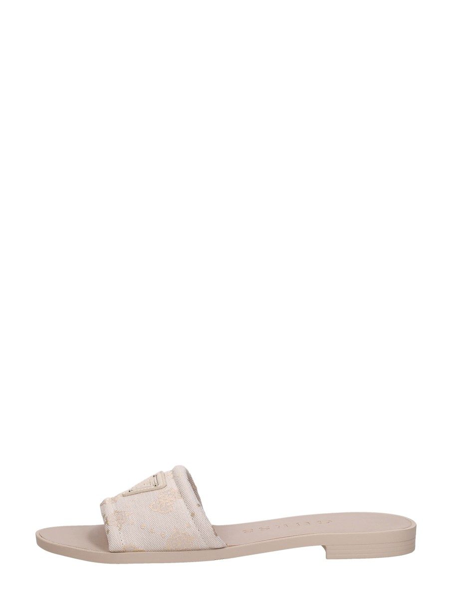 Guess - Elysone